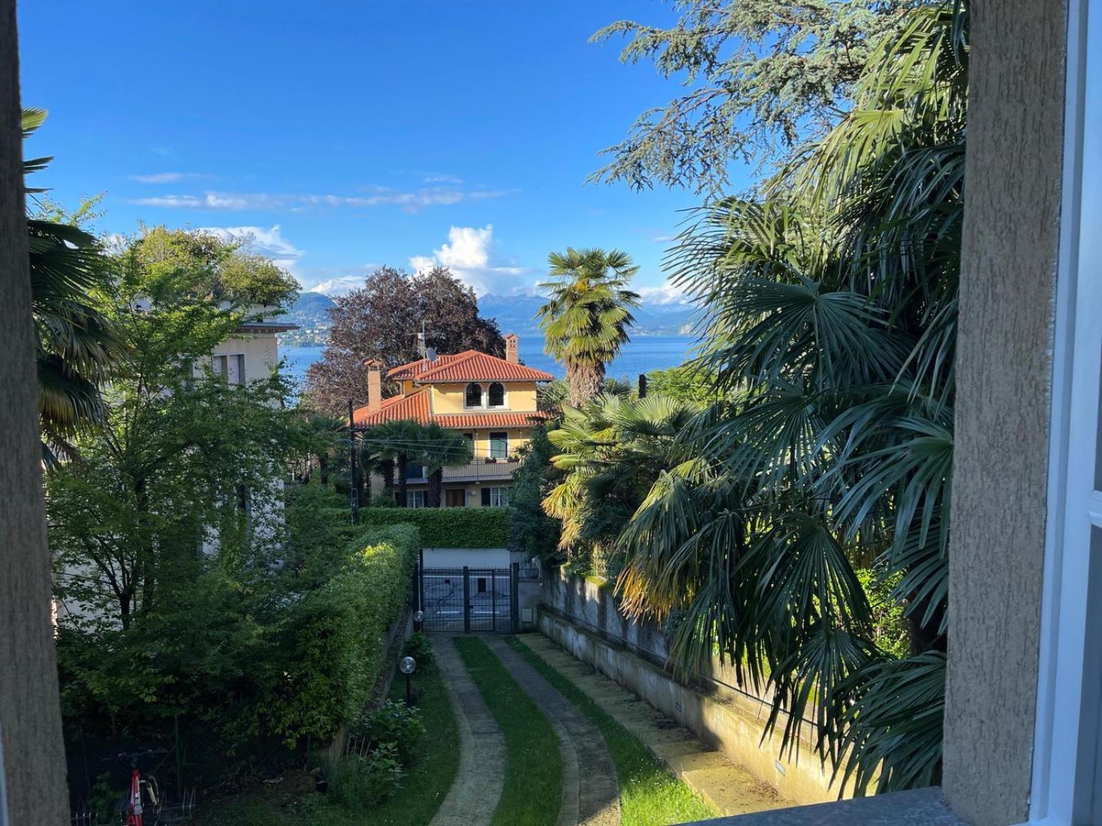 Villa Vittoria Stresa Exteriör bild